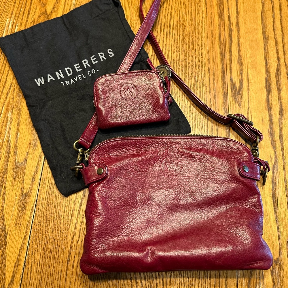 Venetian Passport Crossbody with matching card wallet